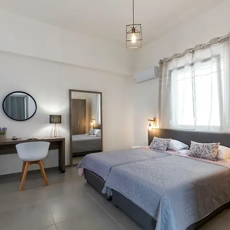 Apartman Rose Master Bedroom *